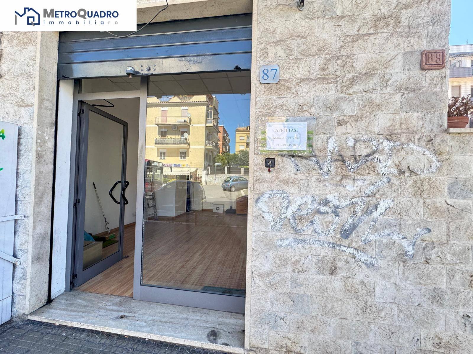 Foto 1 - Locale Commerciale Via Della Pisana
 
87, Roma - foto 1