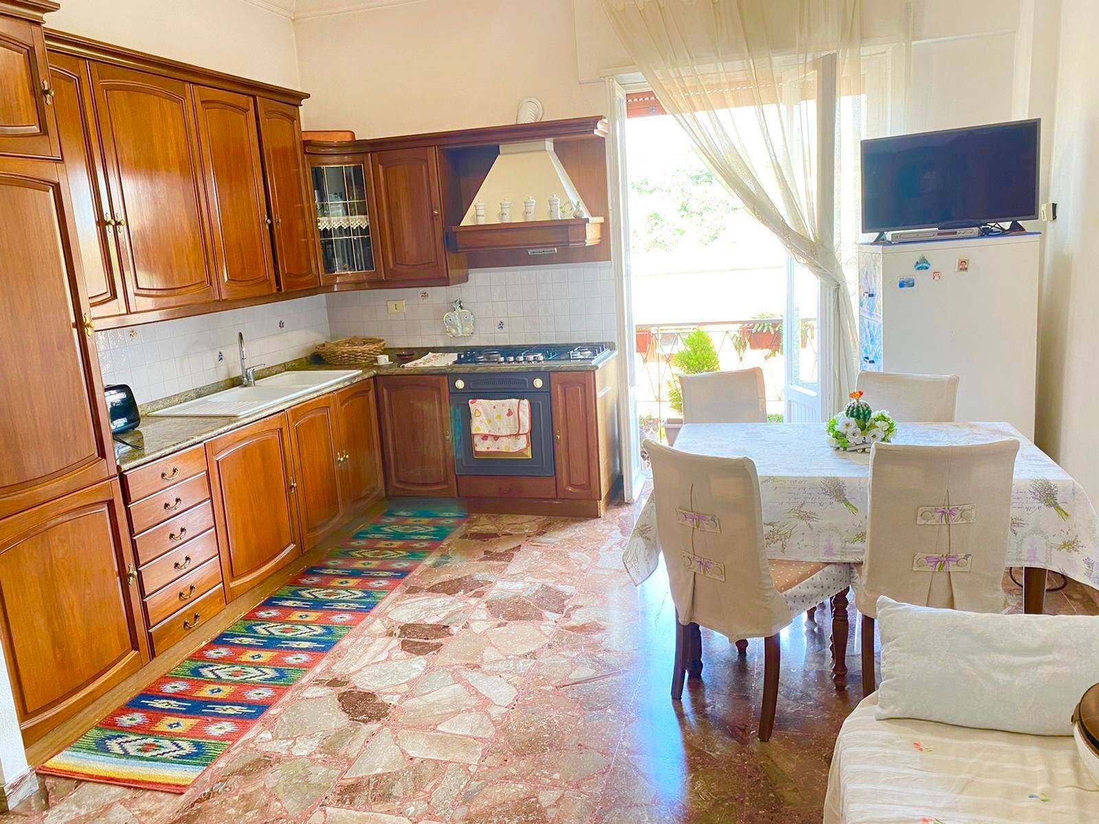 Foto 1 - Trilocale Vicolo Del Monte Delle Capre
 
57, Roma - foto 1