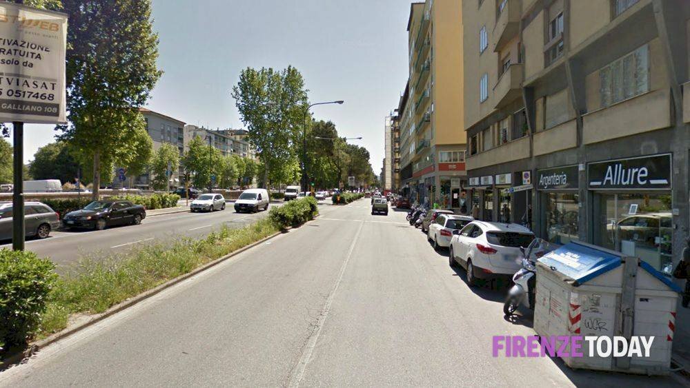 Foto 1 - Locale Commerciale Viale Francesco Redi
 
4, Firenze - foto 1