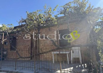 Facciata - Independent house via Vincenzo Rossi, 108, Bordighera - photo 1