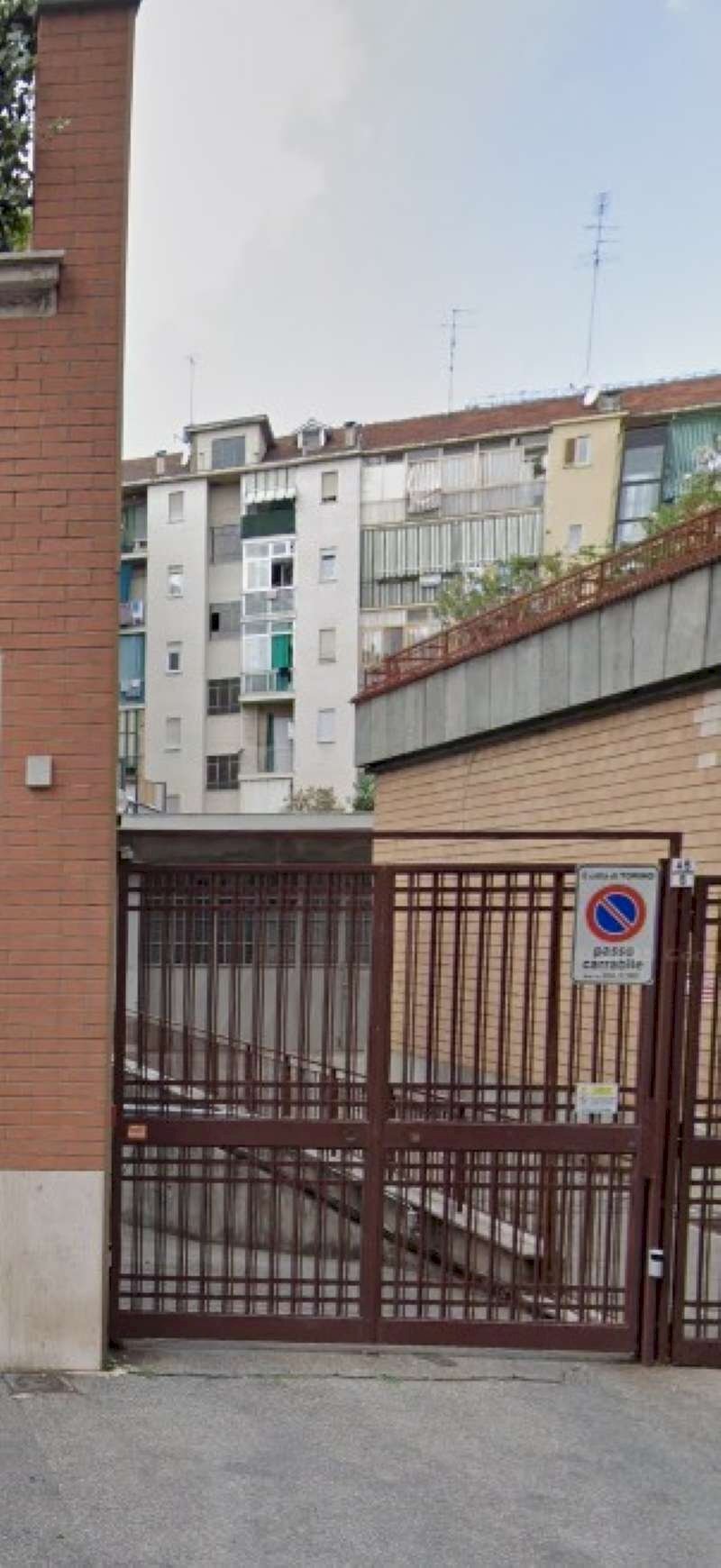 INGRESSO - Box via Sagra San Michele, 46, Torino - foto 1
