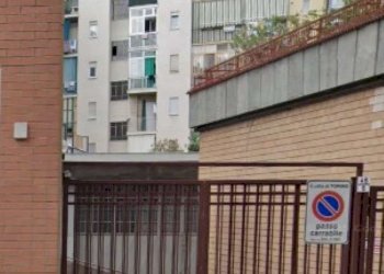INGRESSO - Box via Sagra San Michele, 46, Torino - foto 1