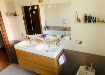 Bagno - Trilocale via Camillo Benso di Cavour, 134, Leggiuno - foto 23