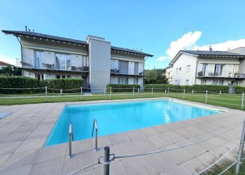 Piscina - Trilocale via Camillo Benso di Cavour, 134, Leggiuno - foto 31