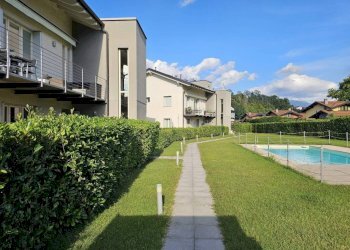 Piscina - Trilocale via Camillo Benso di Cavour, 134, Leggiuno - foto 33