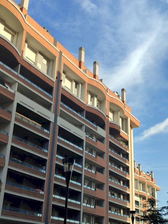 Facciata - Bilocale via Martiri delle Foibe, Sesto San Giovanni - foto 1