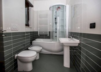 Bagno - Two-room apartment Sesto San Giovanni - photo 10