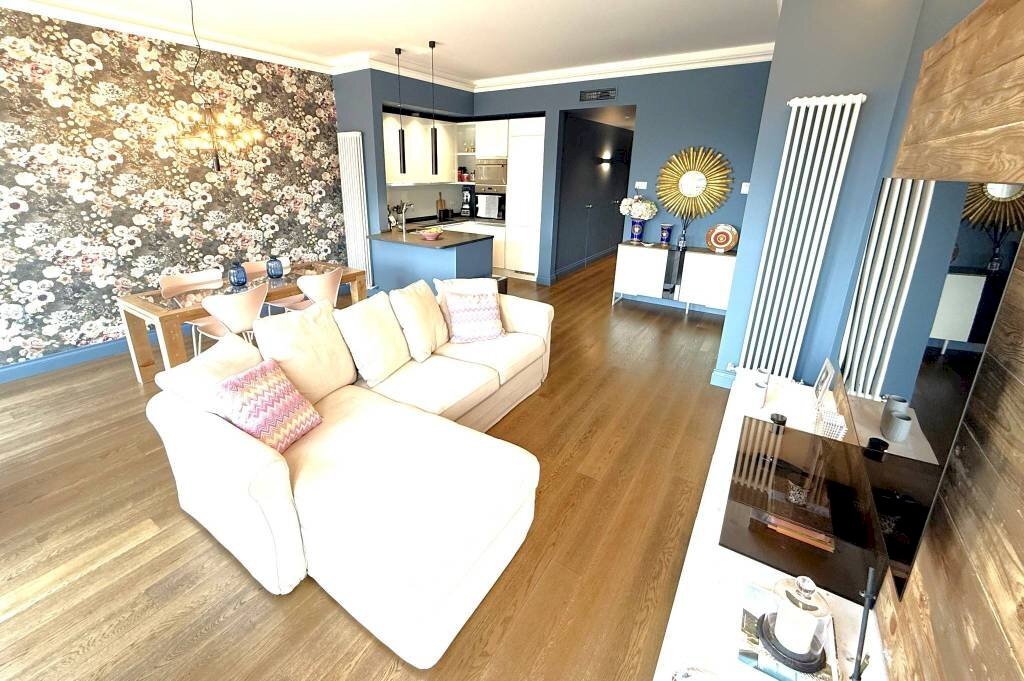 Soggiorno - Appartamento via Silvano Stacchetti, 7, Genova (zona Quarto) - foto 3