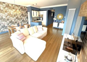 Soggiorno - Appartamento via Silvano Stacchetti, 7, Genova (zona Quarto) - foto 3