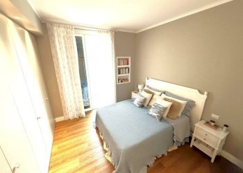 Camera da letto - Appartamento via Silvano Stacchetti, 7, Genova (zona Quarto) - foto 10