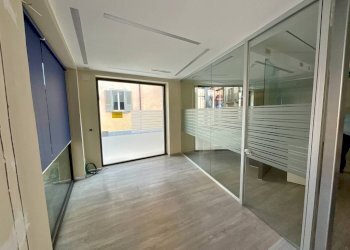 Interno non residenziale - Shop via Massimo d'Azeglio, 20, Busca - photo 2