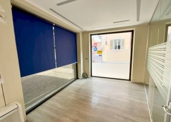 Interno non residenziale - Shop via Massimo d'Azeglio, 20, Busca - photo 3