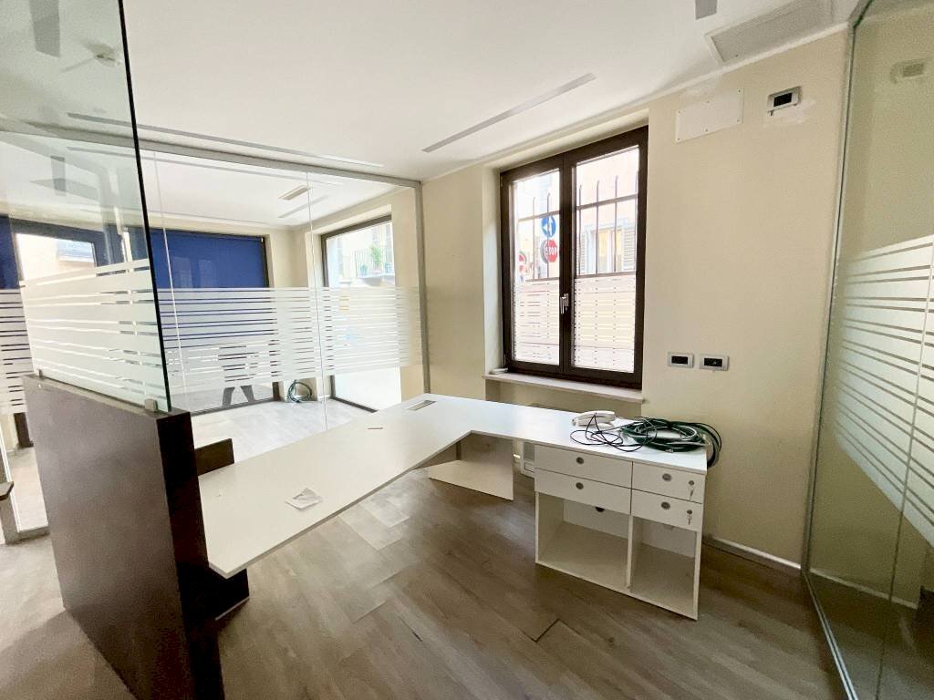 Ufficio - Office piazza Santa Maria, 4, Busca - photo 1