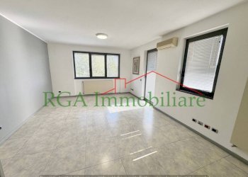 Stanza non arredata - Ufficio via Provinciale, Lallio - foto 11