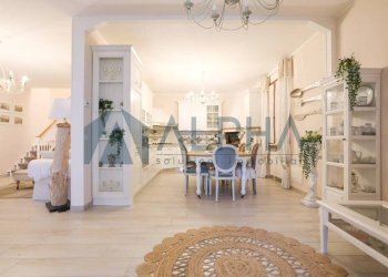 Salone - Villa a Schiera viale Pablo Picasso, Ravenna - foto 1