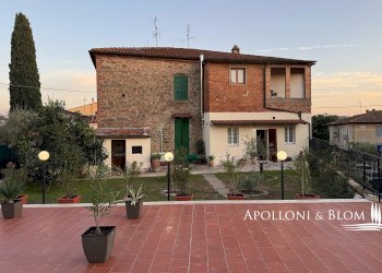 Appartamento Via della Pace, 2, Sinalunga - foto 1