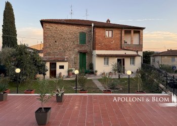 Appartamento Via della Pace, 2, Sinalunga - foto 5