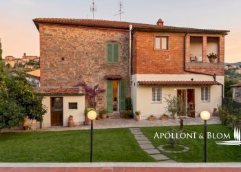 Appartamento Via della Pace, 2, Sinalunga - foto 1