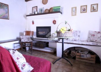 Semi-detached house Casale Perini, Zubiena - photo 1