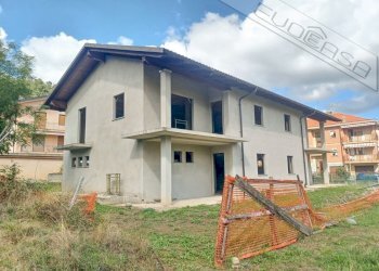 Villa Via Nicolini snc, Paesana - foto 2