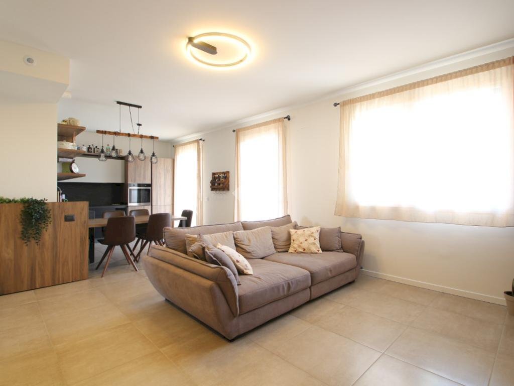 Three-room apartment Via Leonardo Da Vinci, Garbagnate Milanese - photo 1