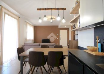 Three-room apartment Via Leonardo Da Vinci, Garbagnate Milanese - photo 11