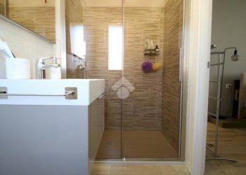 Three-room apartment Via Leonardo Da Vinci, Garbagnate Milanese - photo 29