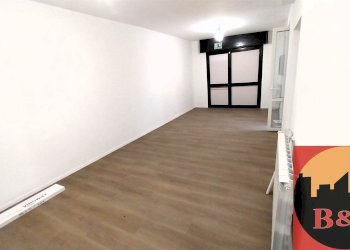 Four-room apartment Via Fiume 7, Collegno (TO), Collegno - photo 5