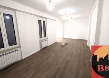 Four-room apartment Via Fiume 7, Collegno (TO), Collegno - photo 9