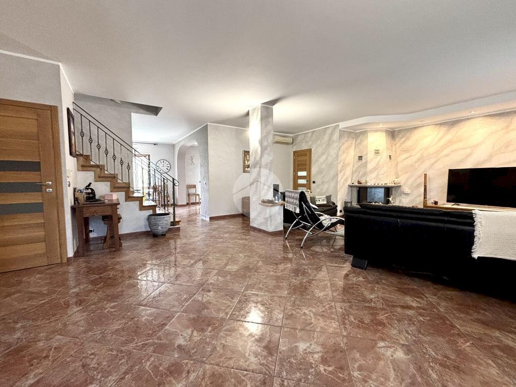 Terraced Villa Via Chisone, None - photo 1