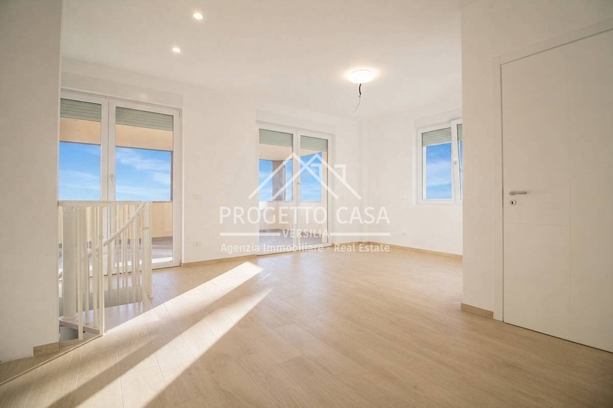 Foto 1 - Trilocale VIA VITTORIO VENETO, Camaiore - foto 1
