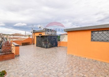 Terrazza - Casa indipendente Via Vittorio Emanuele III
 
26, Acireale - foto 2
