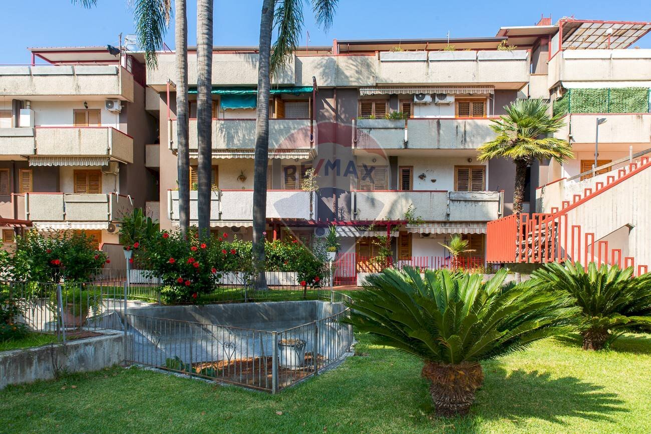 Edificio all\'aperto - Trilocale Via Spiaggia
 
359, Mascali - foto 2