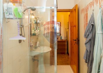 Bagno - Trilocale Via Spiaggia
 
359, Mascali - foto 17