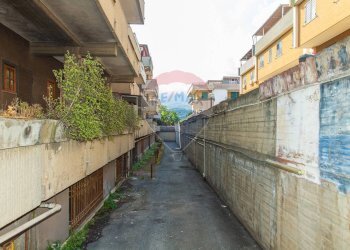 Edificio all\'aperto - Trilocale Via Spiaggia
 
359, Mascali - foto 40