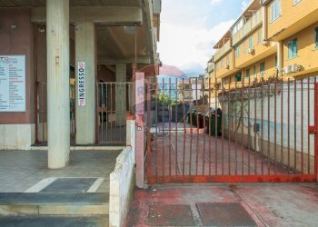 Edificio all\'aperto - Trilocale Via Spiaggia
 
359, Mascali - foto 42