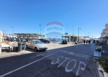 Edificio all\'aperto - Attività Commerciale corso del Popolo
 
9, Anzio - foto 26