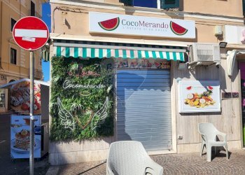 Edificio all\'aperto - Attività Commerciale corso del Popolo
 
9, Anzio - foto 2