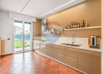 Cucina - Villa Via Resistenza
 
4, Carpiano - foto 14