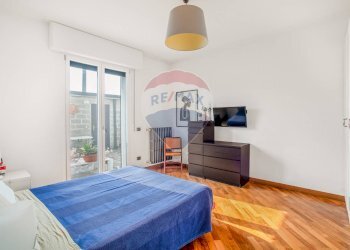 Camera / camera da letto - Villa Via Resistenza
 
4, Carpiano - foto 17