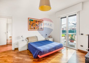 Camera / camera da letto - Villa Via Resistenza
 
4, Carpiano - foto 19