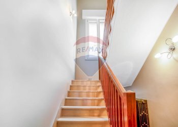 Scale - Villa Via Resistenza
 
4, Carpiano - foto 25