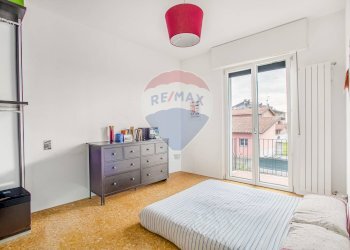 Camera / camera da letto - Villa Via Resistenza
 
4, Carpiano - foto 30