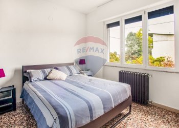 Camera / camera da letto - Villa Via Resistenza
 
4, Carpiano - foto 33