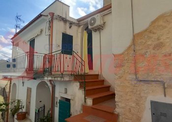 Foto 1 - Quadrilocale Via Lanza
 
31, Ischitella - foto 1