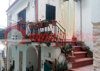 Foto 3 - Quadrilocale Via Lanza
 
31, Ischitella - foto 3