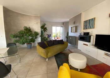 Foto 1 - Quadrilocale Via IV Novembre
 
533, Cavaria con Premezzo - foto 1