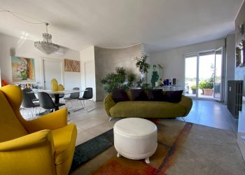 Foto 2 - Quadrilocale Via IV Novembre
 
533, Cavaria con Premezzo - foto 2