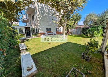 Foto 47 - Villa Via Ranocchiaio, Seravezza - foto 47