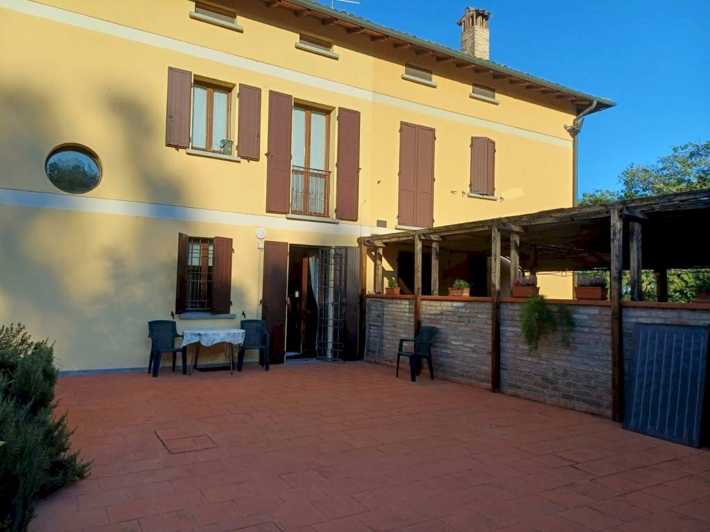 Facciata - Villa via Verdeta, Bomporto - foto 1